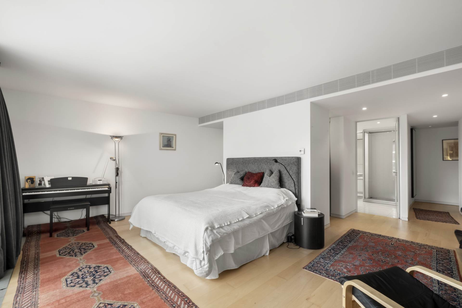 Flat Albion Riverside in Greater London