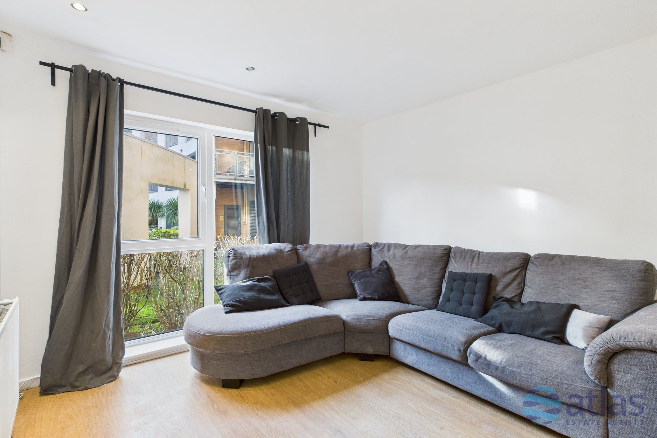 Flat Ellerman Road in Liverpool