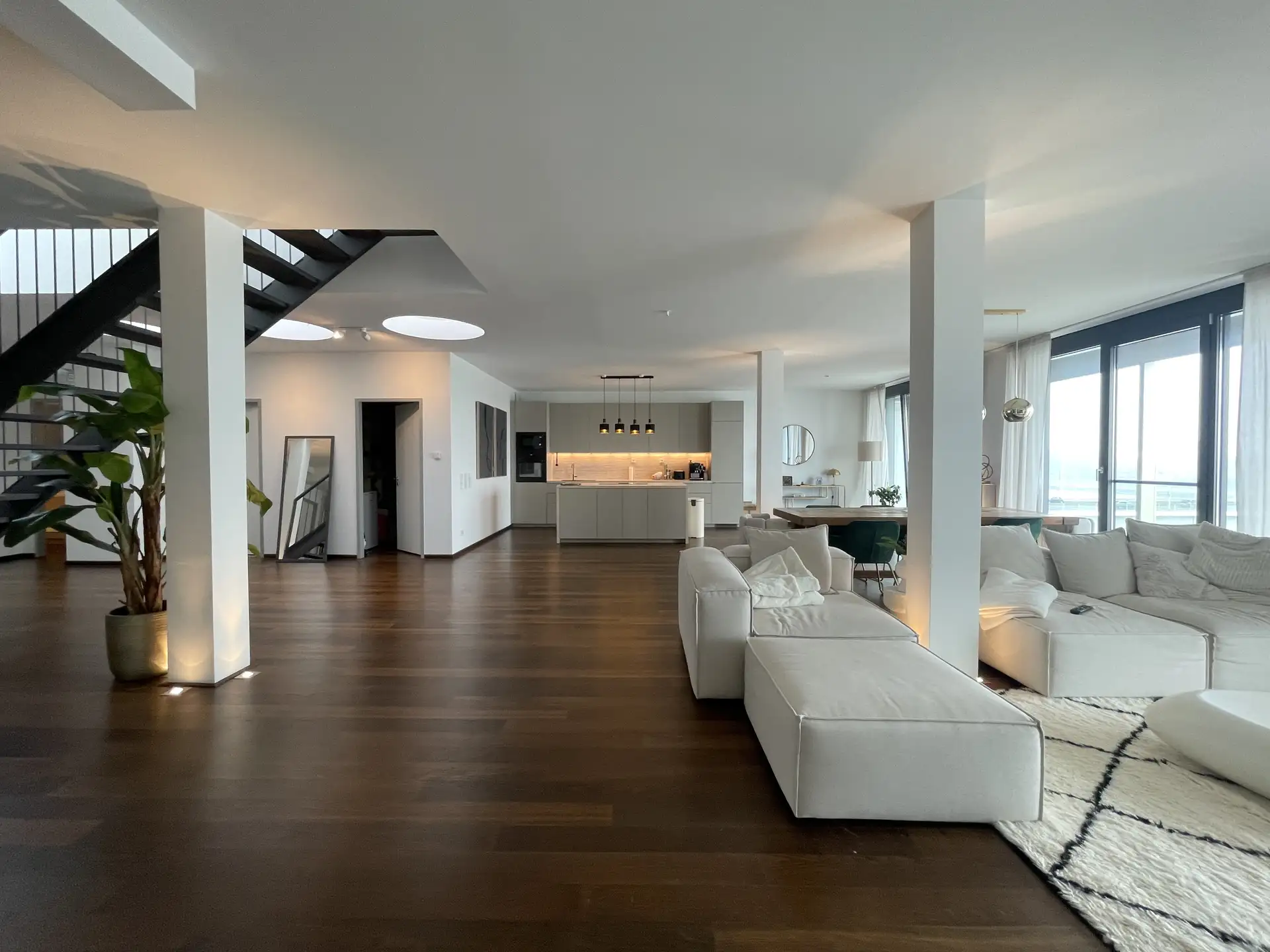 Wohnung Im Zollhafen in Köln