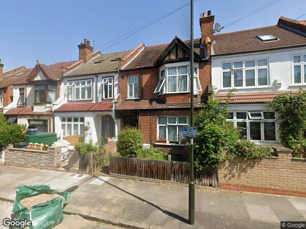 House Links Road in Greater London