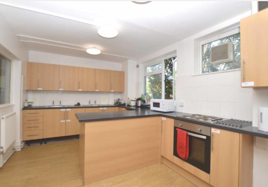 Room Redlands Road in Reading