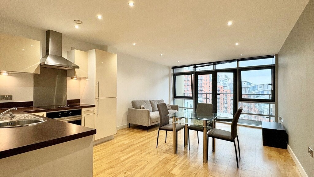 Flat Gotts Road in Leeds