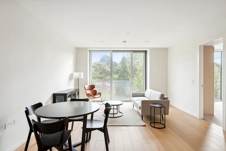 Flat Lillie Square in Greater London