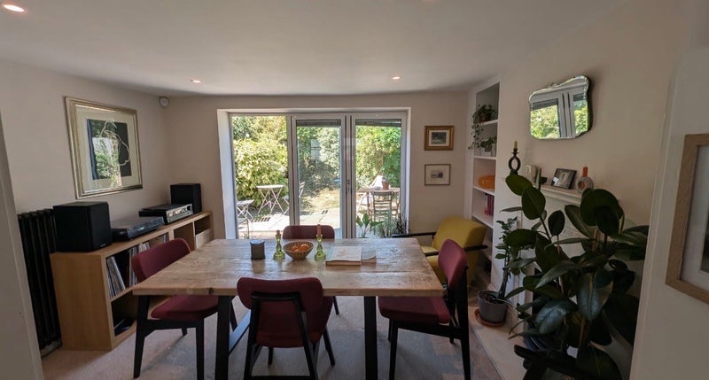 Room Croston Street in Greater London