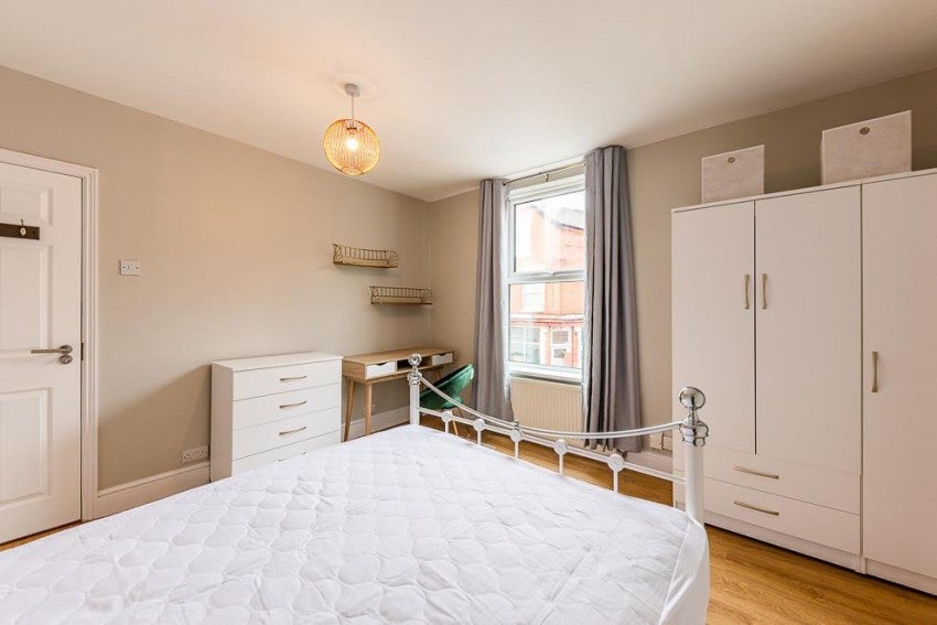 Room Saint Stephens Road in Nottingham