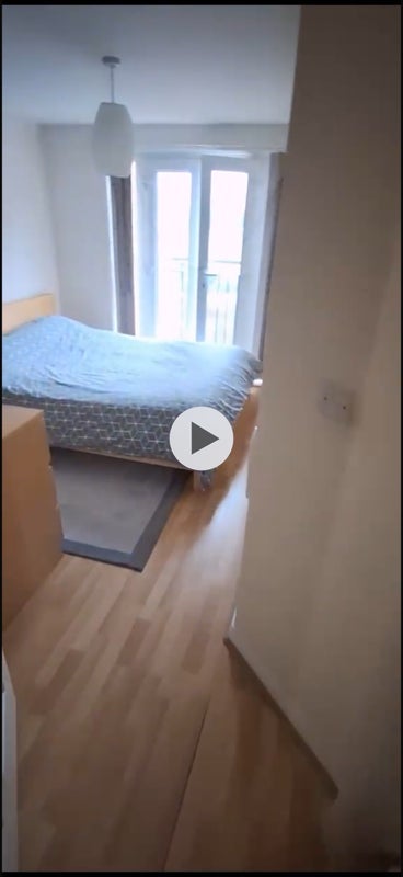 Flat Middlewood Street in Salford