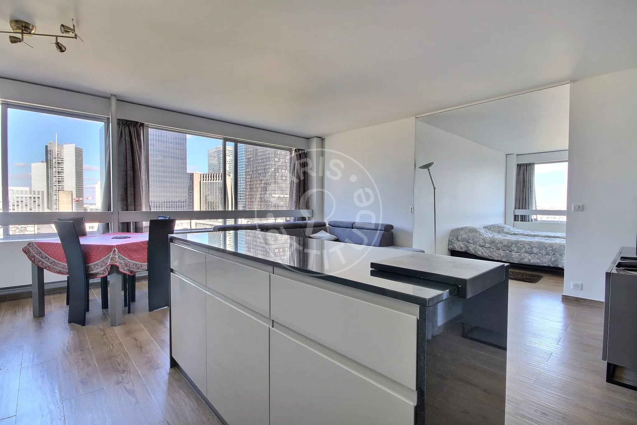 Flat Rue Louis Pouey in Puteaux