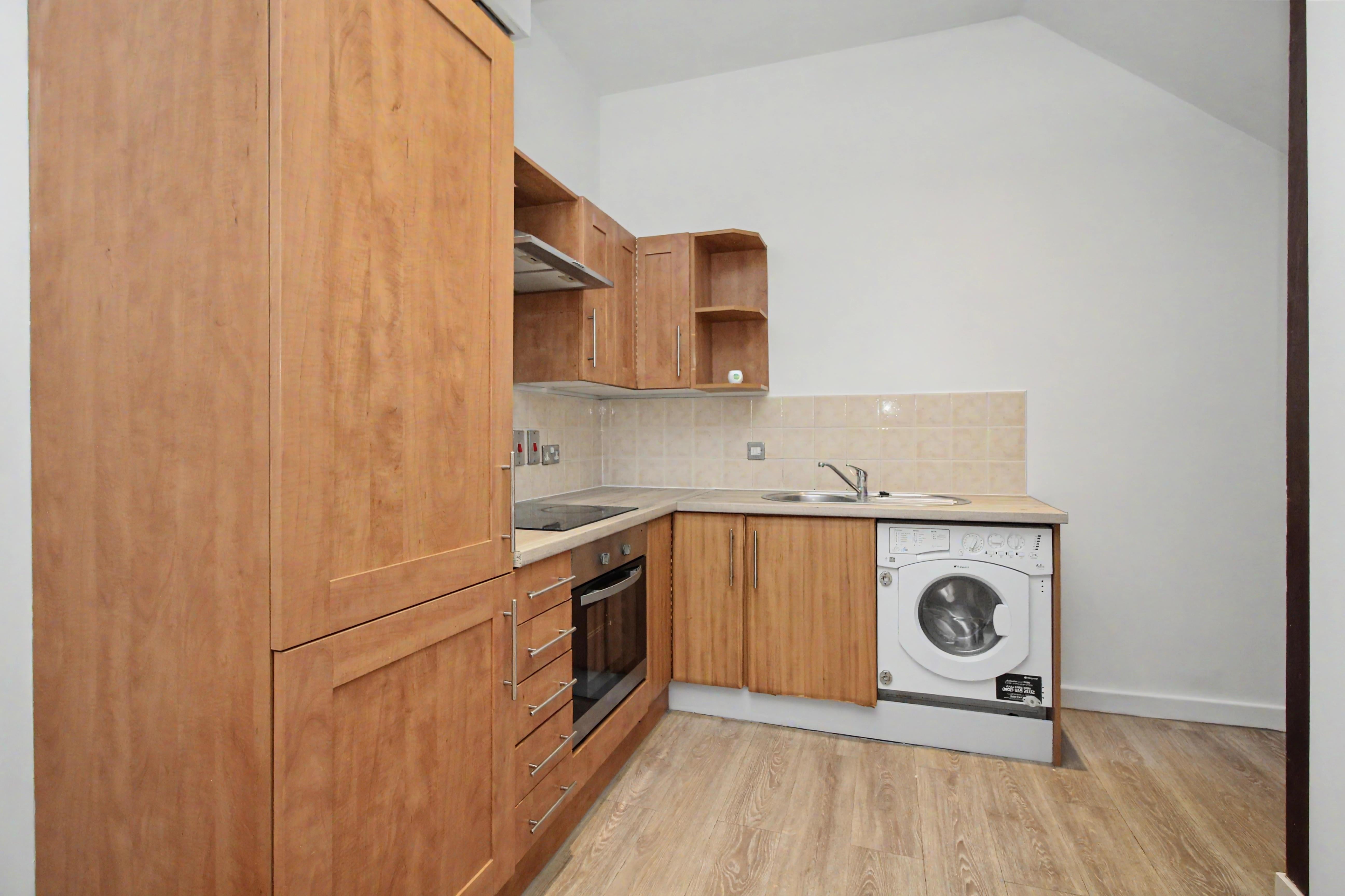 Flat Dychurch Lane in Northampton
