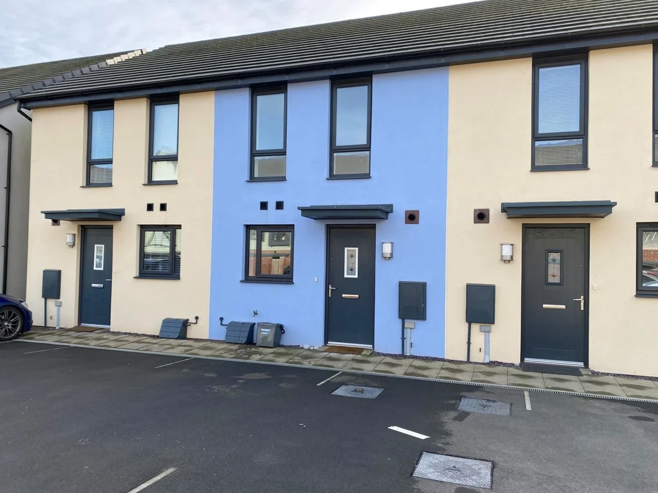 House Rhodfa Cambo in Barry