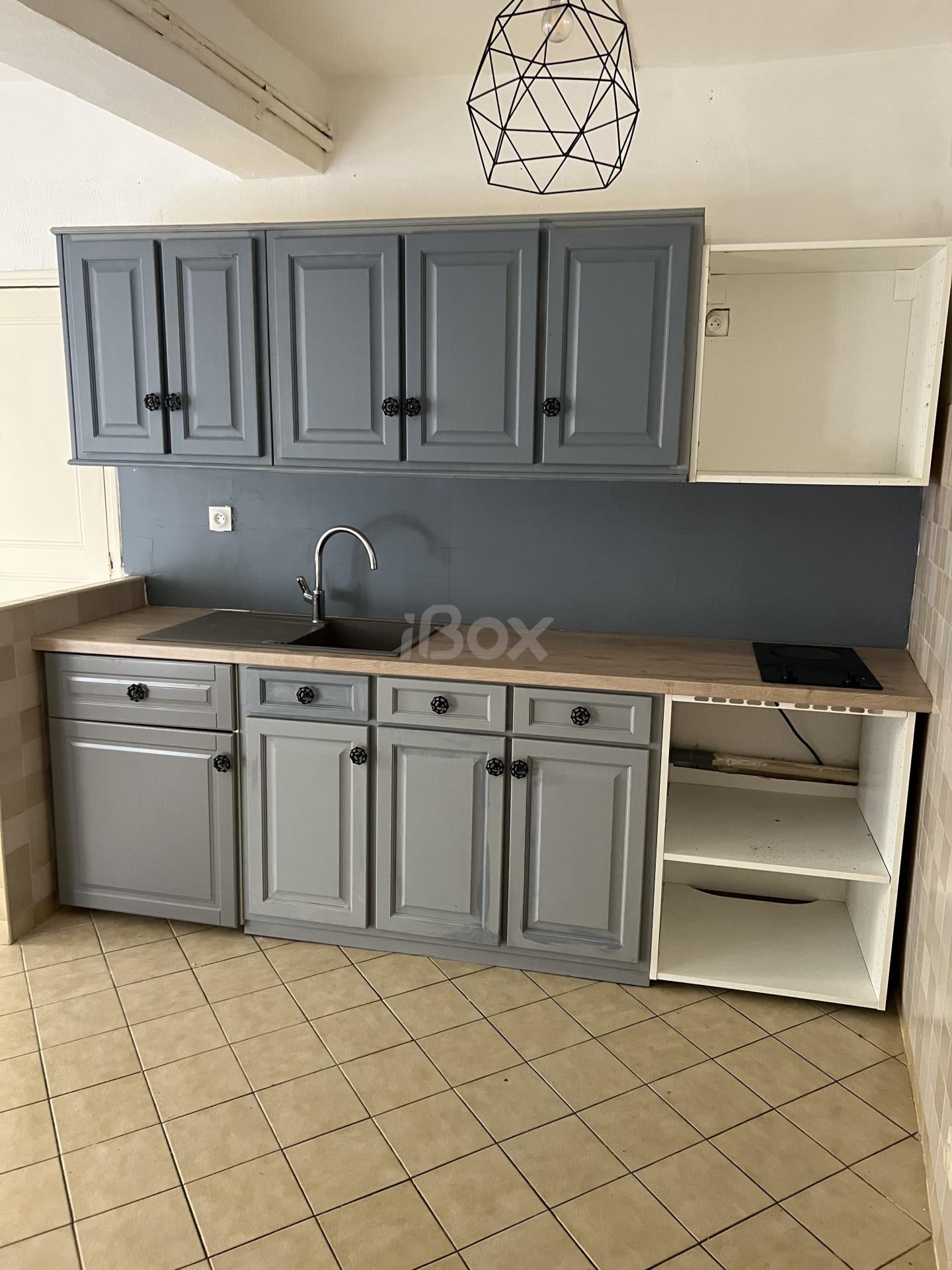 Flat Place Sadi Carnot in Toulon