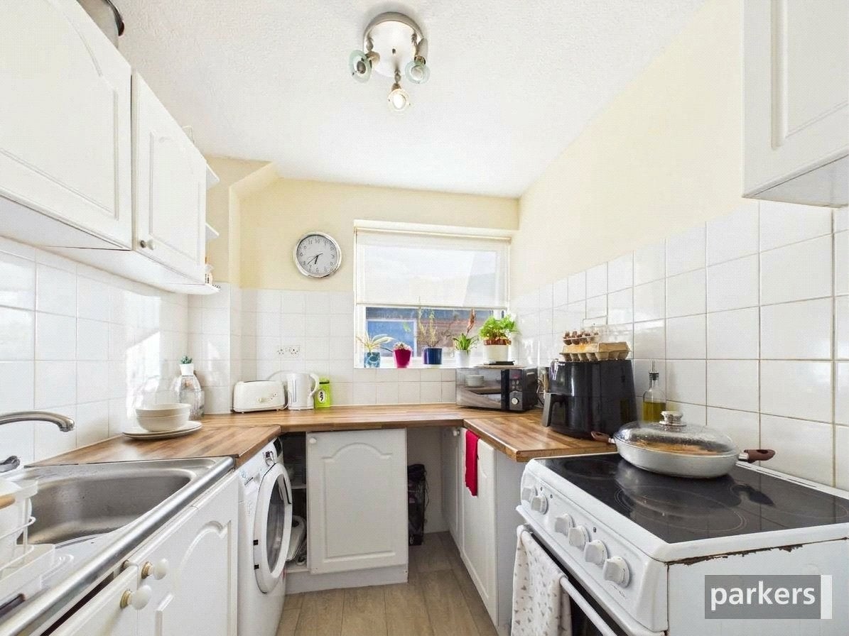 Flat Shinfield Road in Reading
