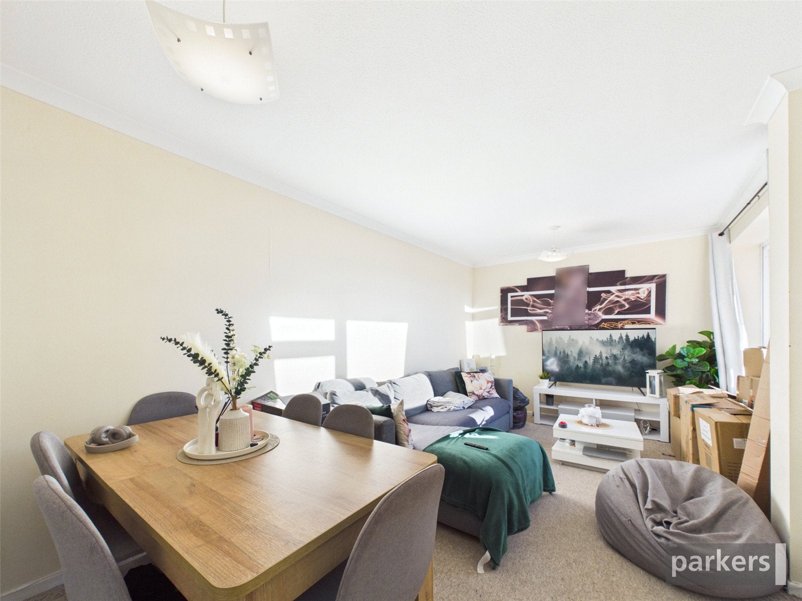Flat Shinfield Road in Reading