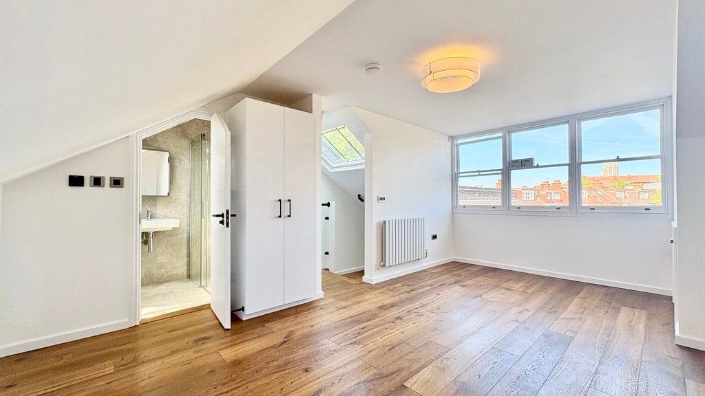 House Barlby Road in Greater London