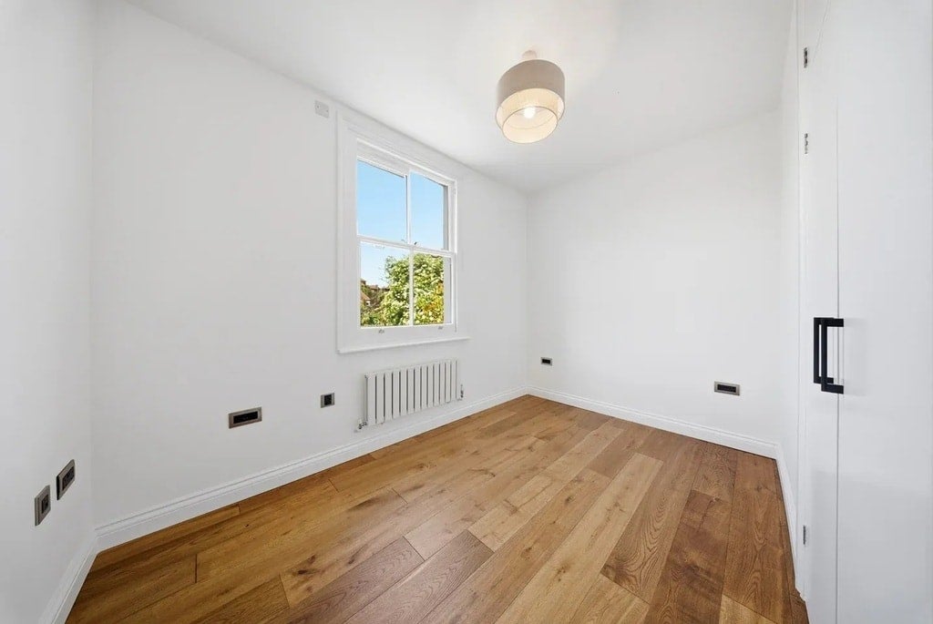 House Barlby Road in Greater London