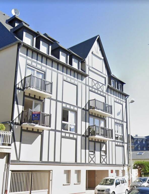 Appartement Place Louis Armand à Deauville