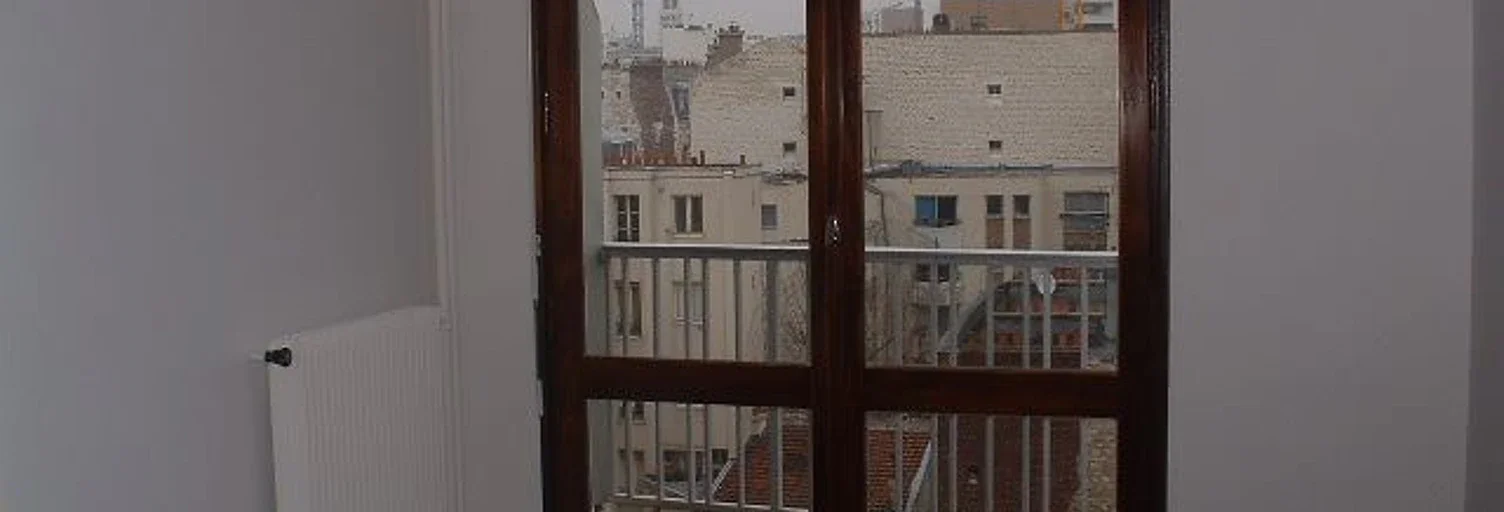 Flat Place de la Nation in Paris