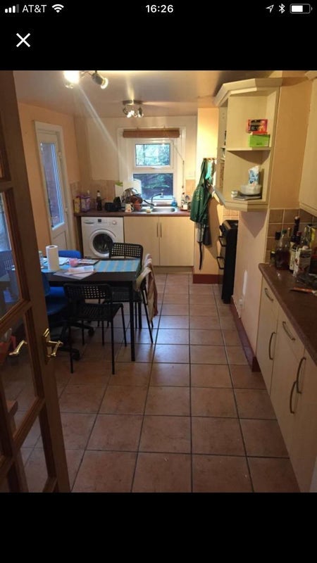 Room Marmont Road in Greater London
