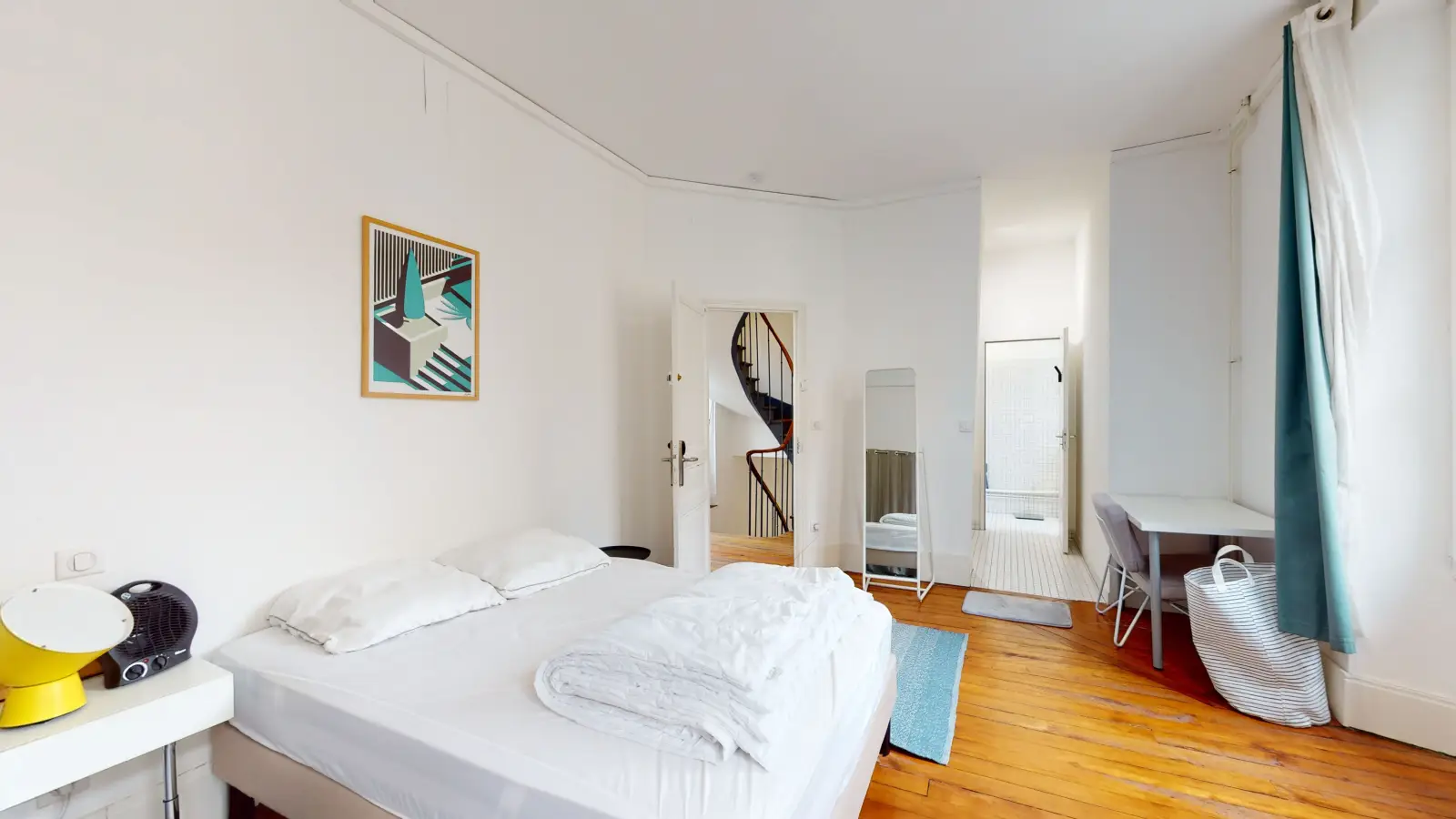Room Rue Saint-Honoré in Fontainebleau