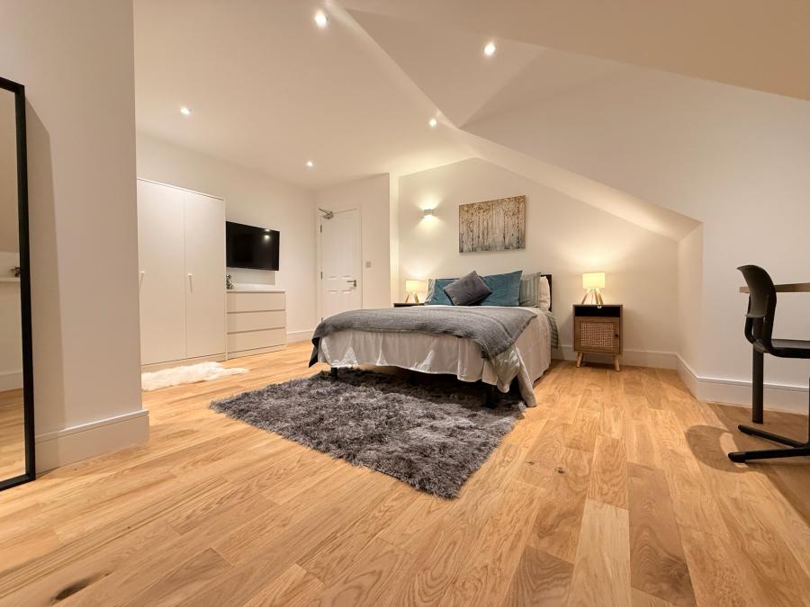 House Hubbards Close in London