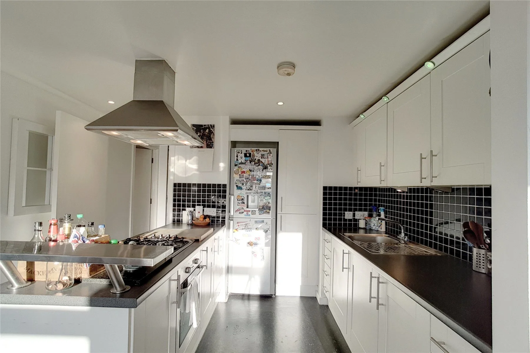 Flat Burford Road in Greater London