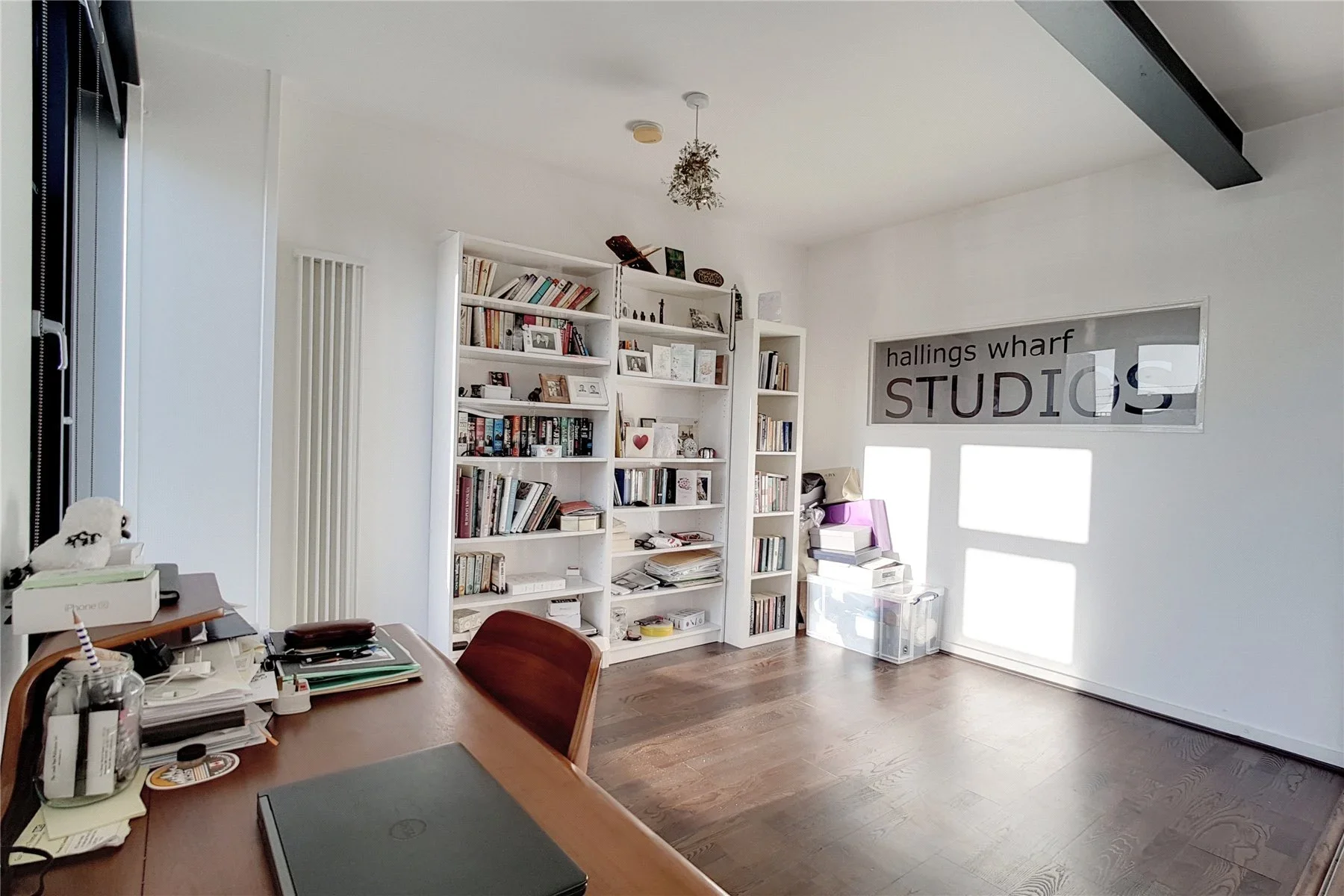 Flat Burford Road in Greater London