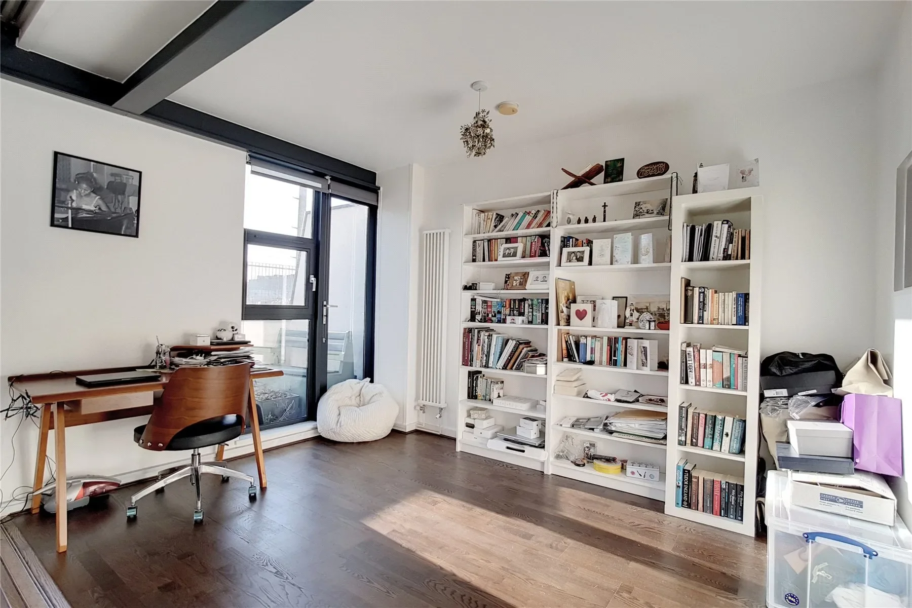 Flat Burford Road in Greater London