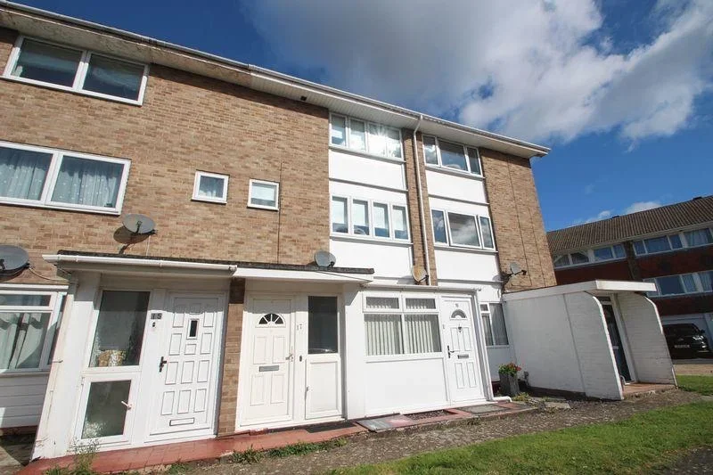 Flat Lila Place in Swanley