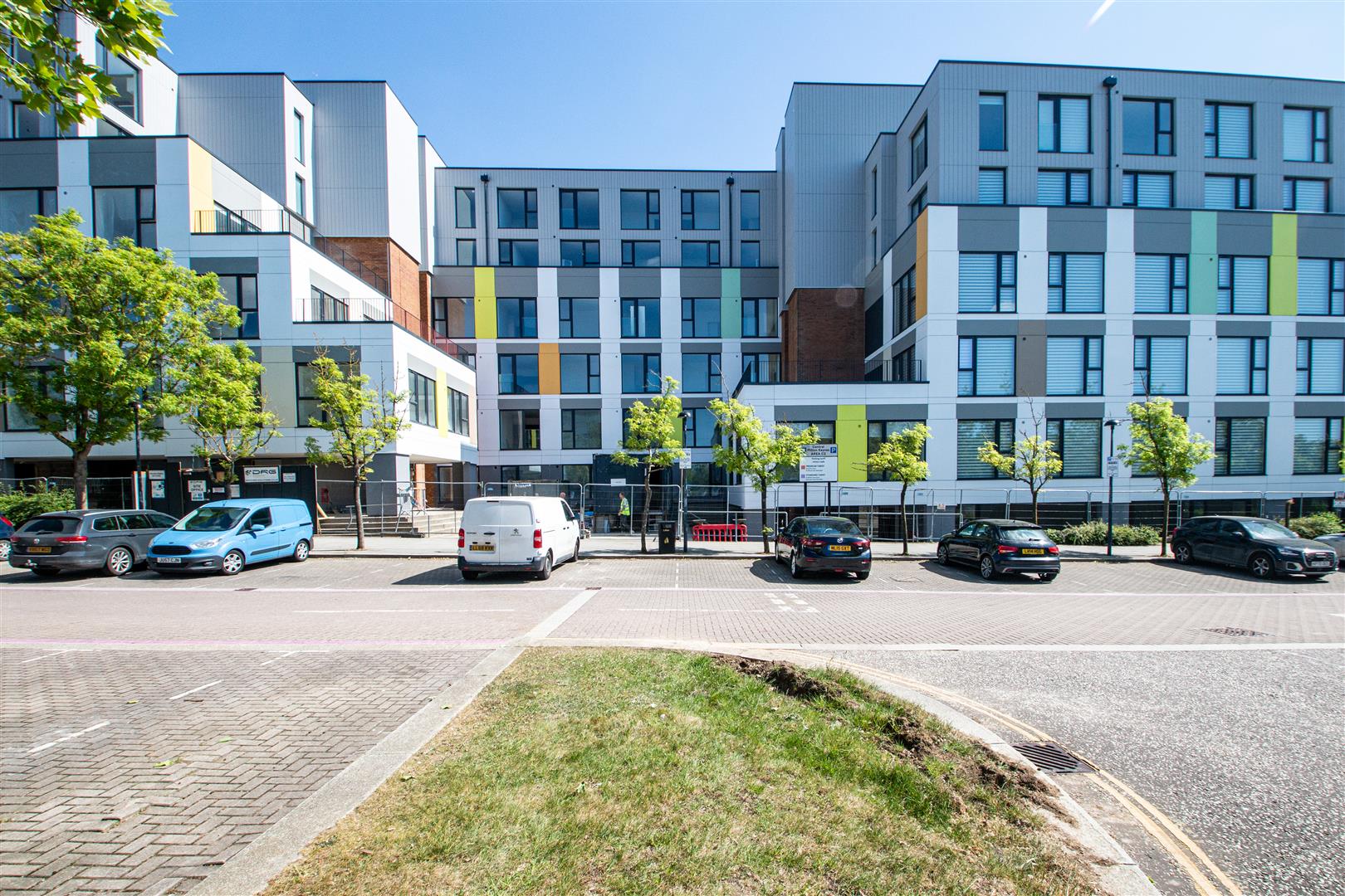 Flat Silbury Boulevard in Milton Keynes
