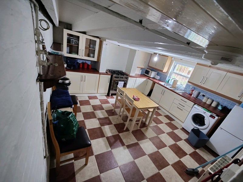Room Beechwood Mount in Leeds