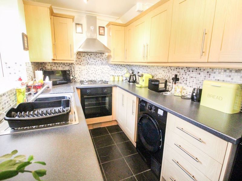 House Mayfield Close in Bromsgrove