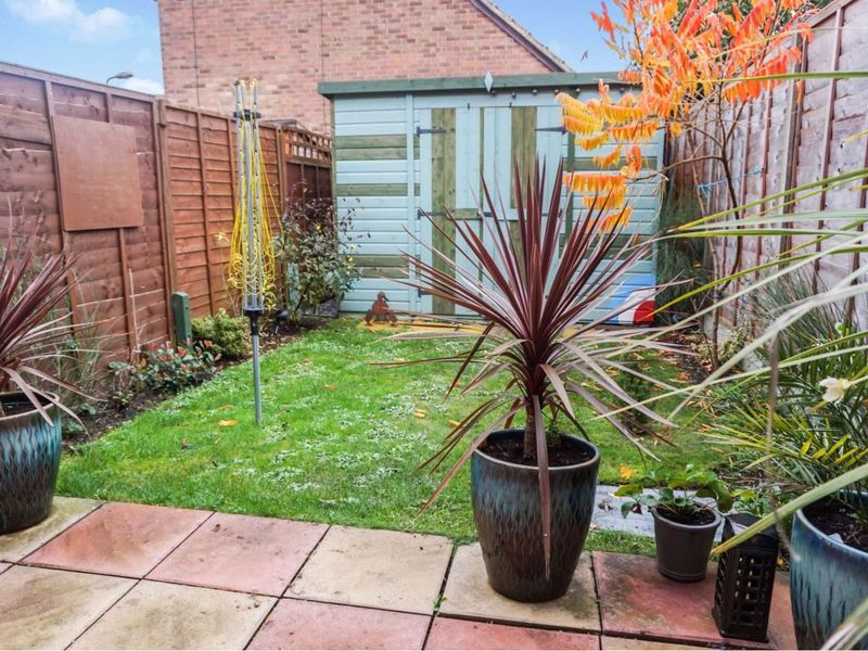 House Mayfield Close in Bromsgrove