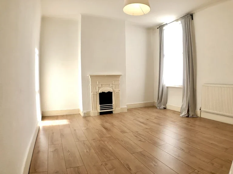 House Archer Road in Greater London