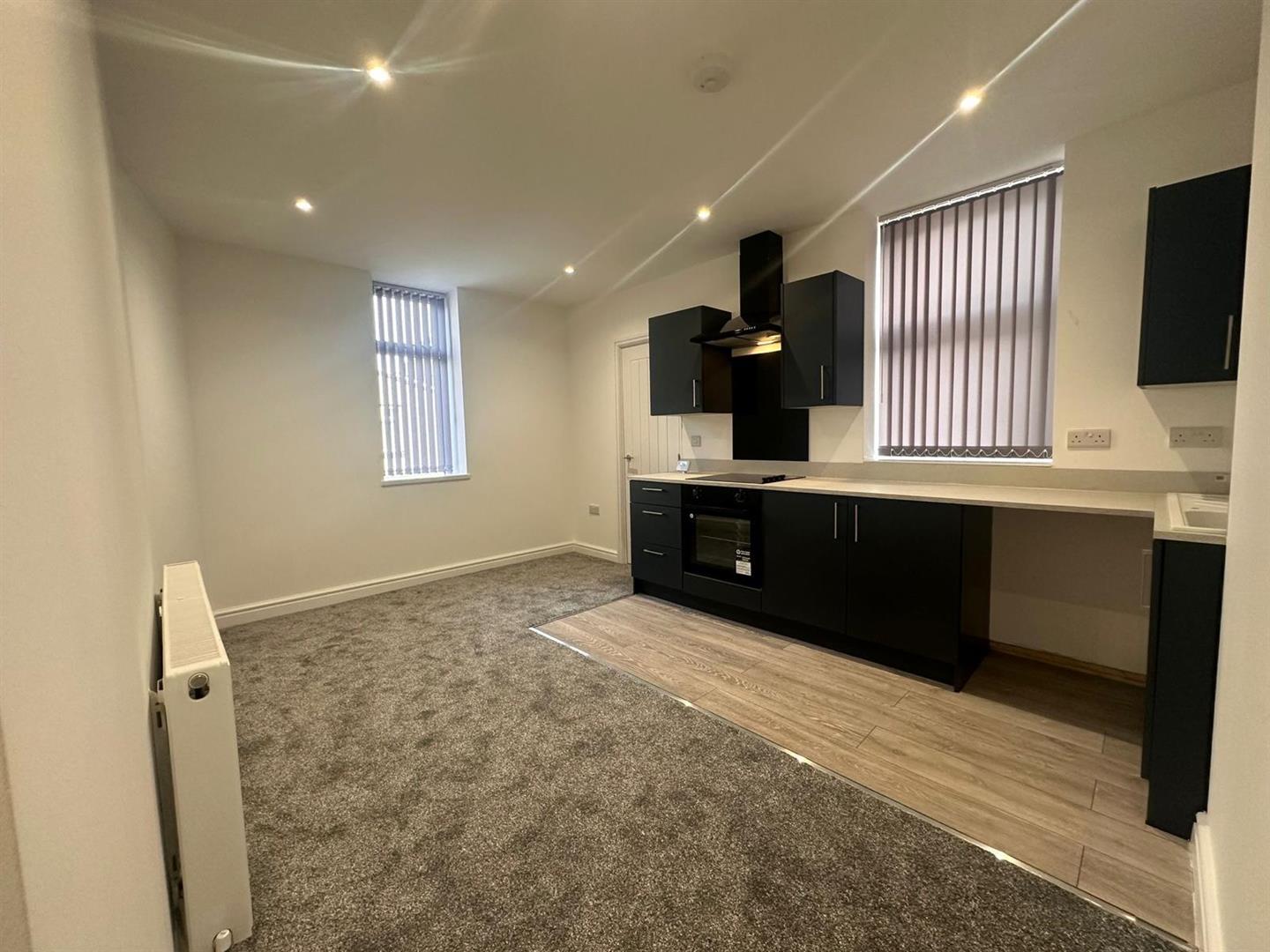 Flat Queensberry Road in Burnley