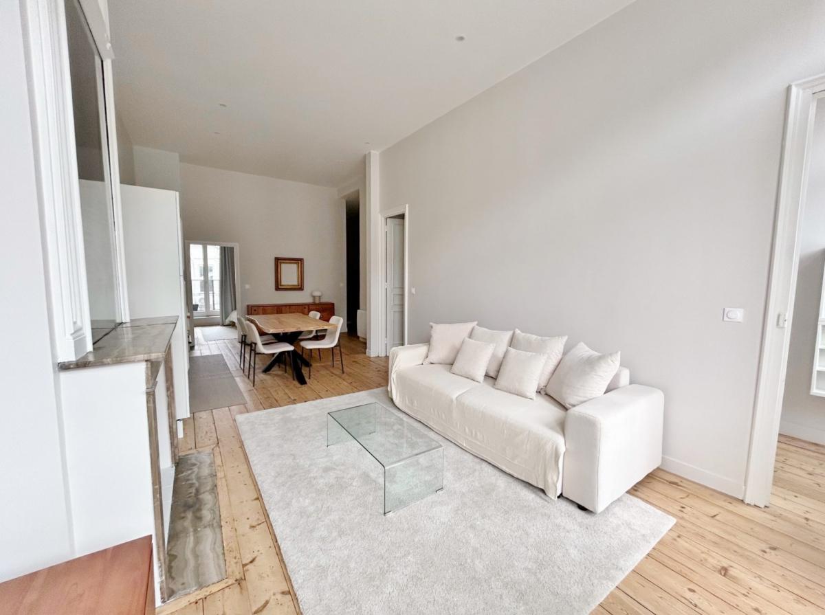 Flat Rue Jacquemars Giélée in Lille