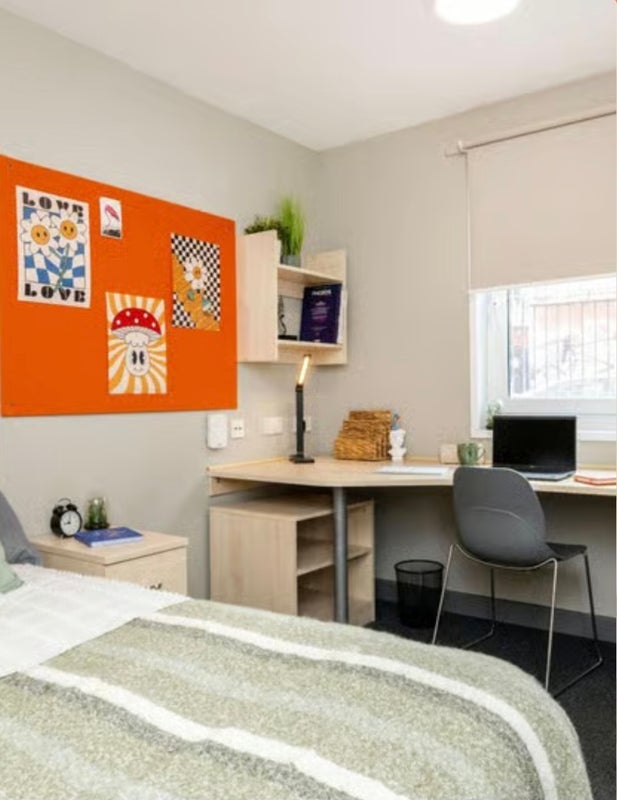 Room Boston Street in Sheffield