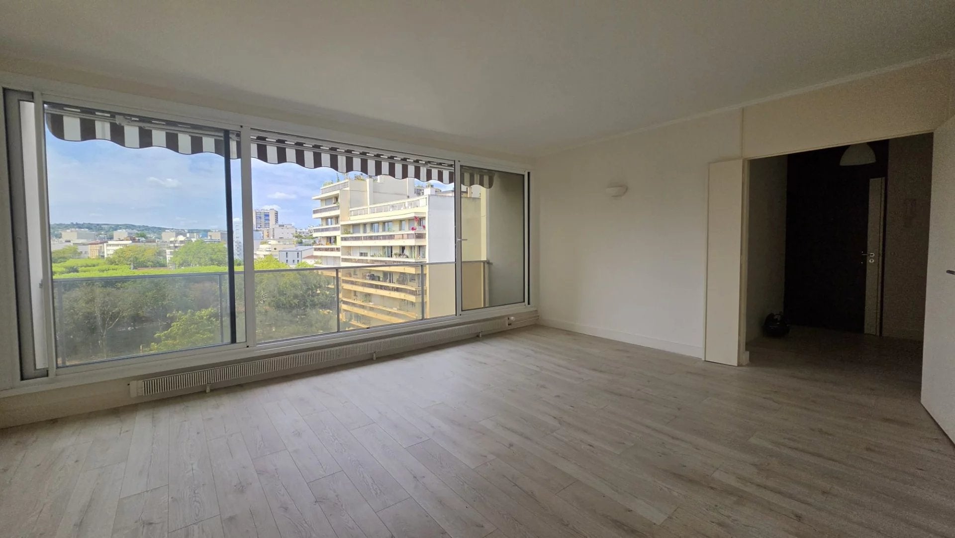 Flat Avenue Félix d'Hérelle in Paris