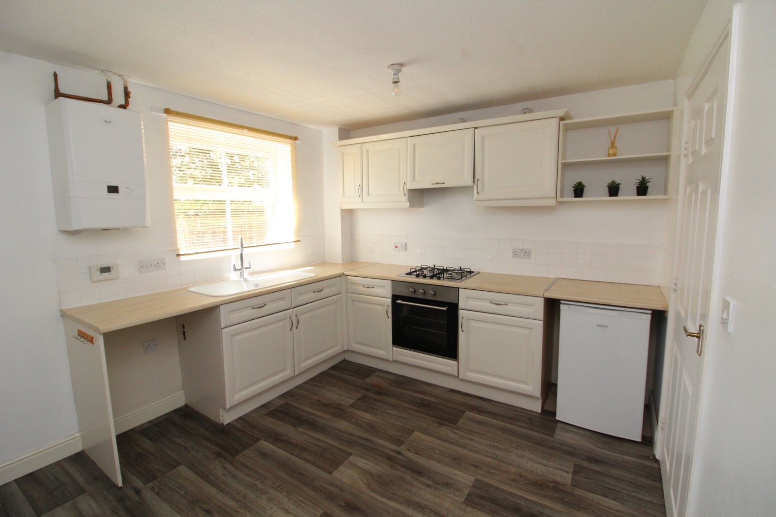 House Bowmont Way in Hull
