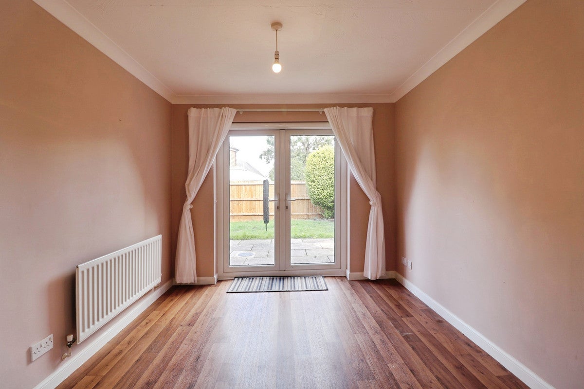 House Kingfisher Crescent in Rayleigh
