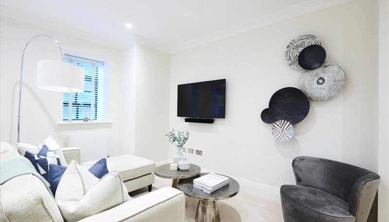 Flat Rainville Road in Greater London