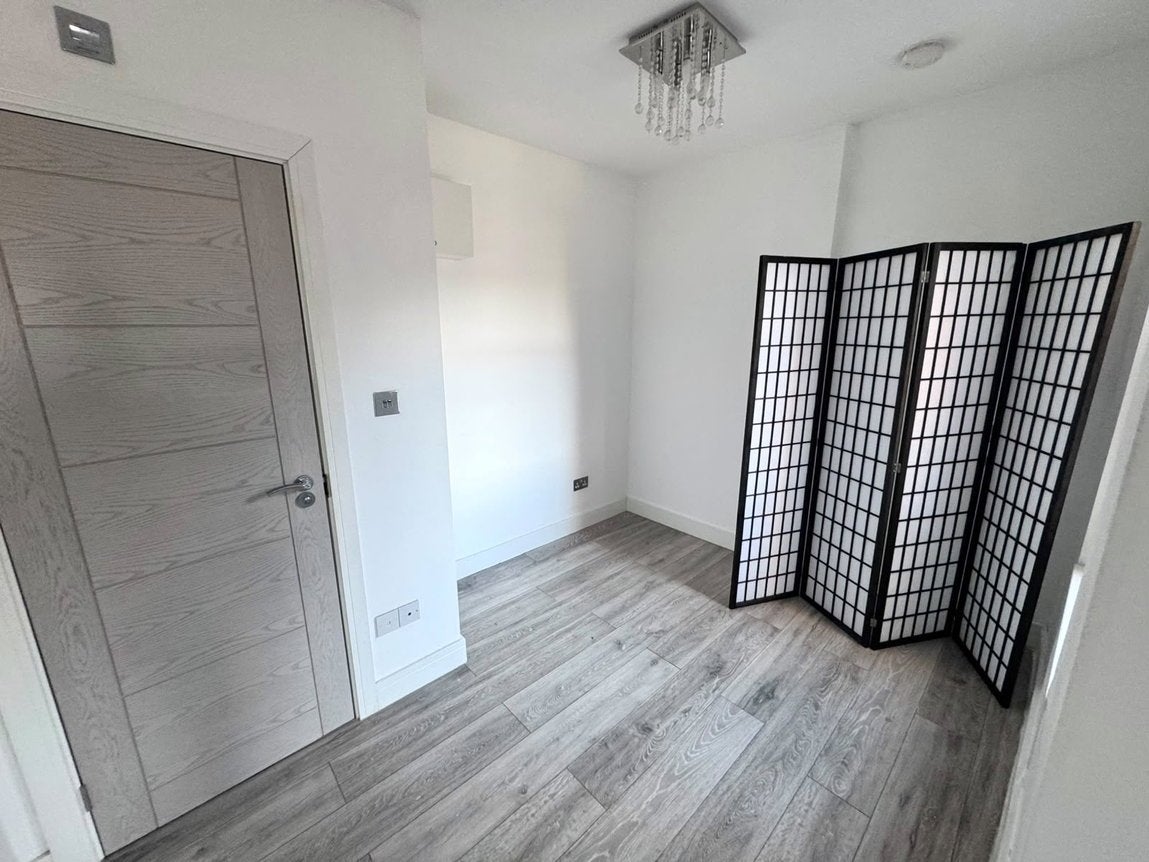Flat Milton Road in Swindon