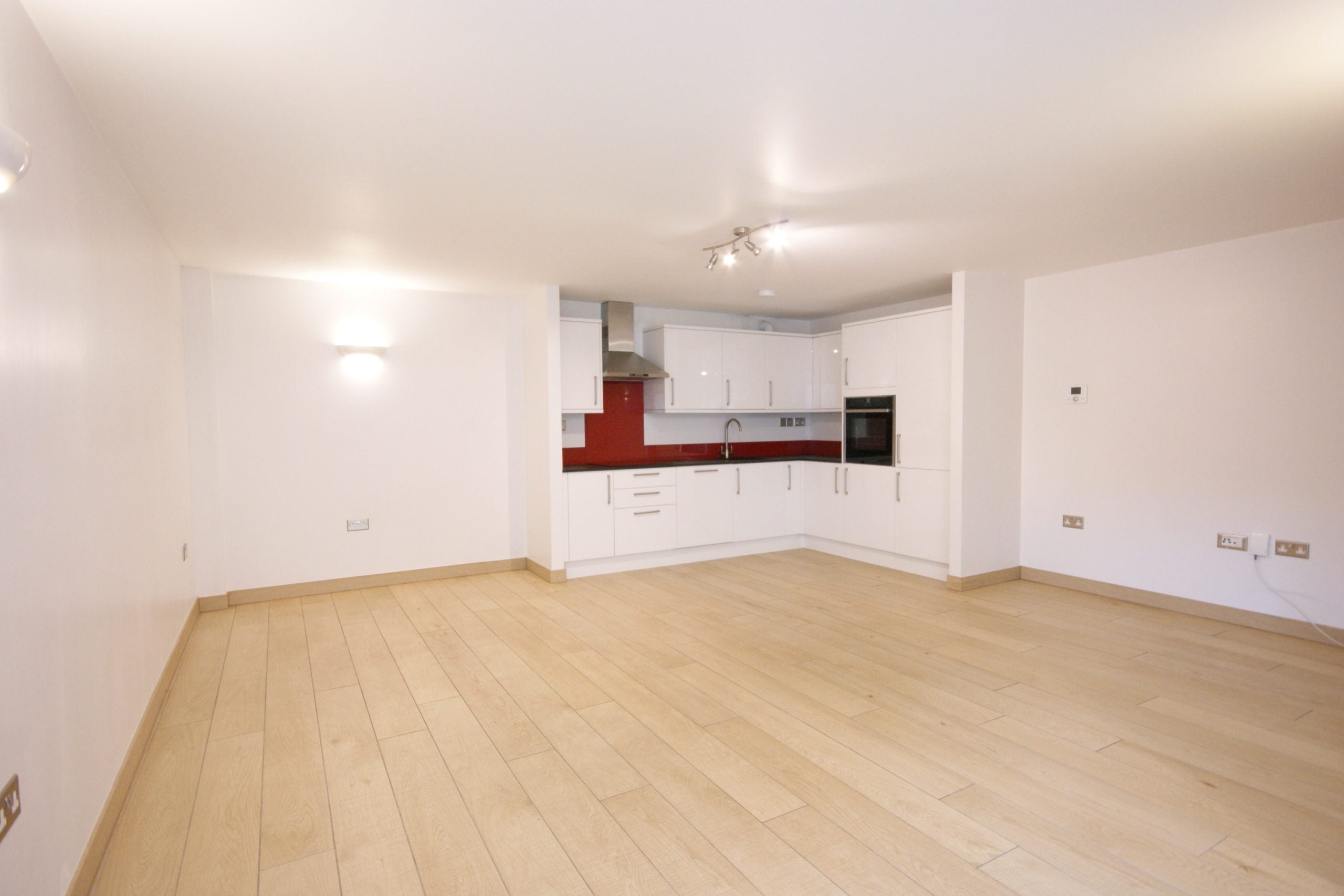 Flat Abbey Road in Torquay