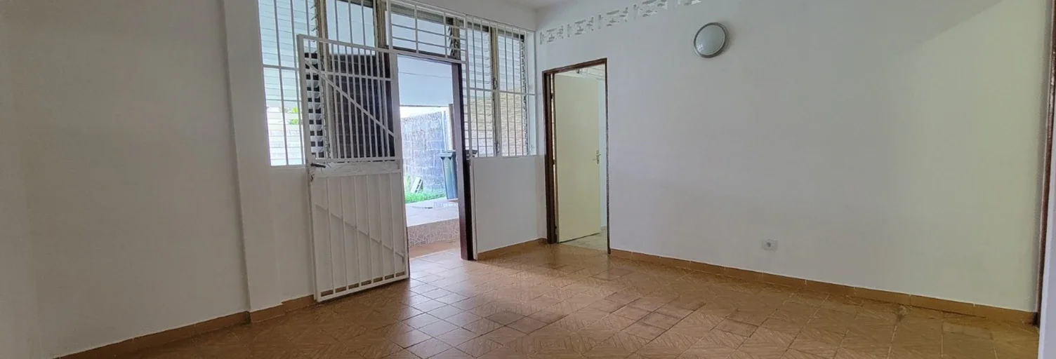 Appartement Rue Roland Barrat à Cayenne