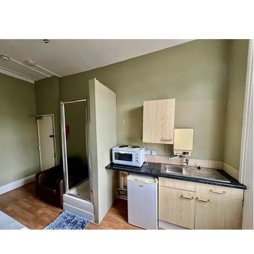 Flat Claverton Street in City of Westminster