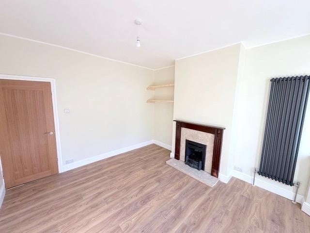Room Eskdale Road in Sheffield