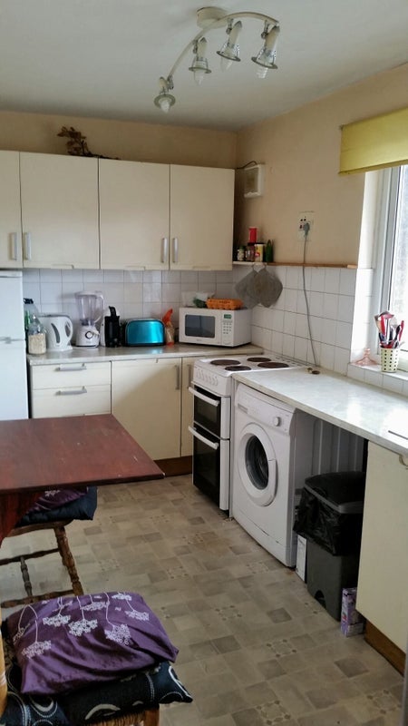 Room Longbridge Way in Greater London