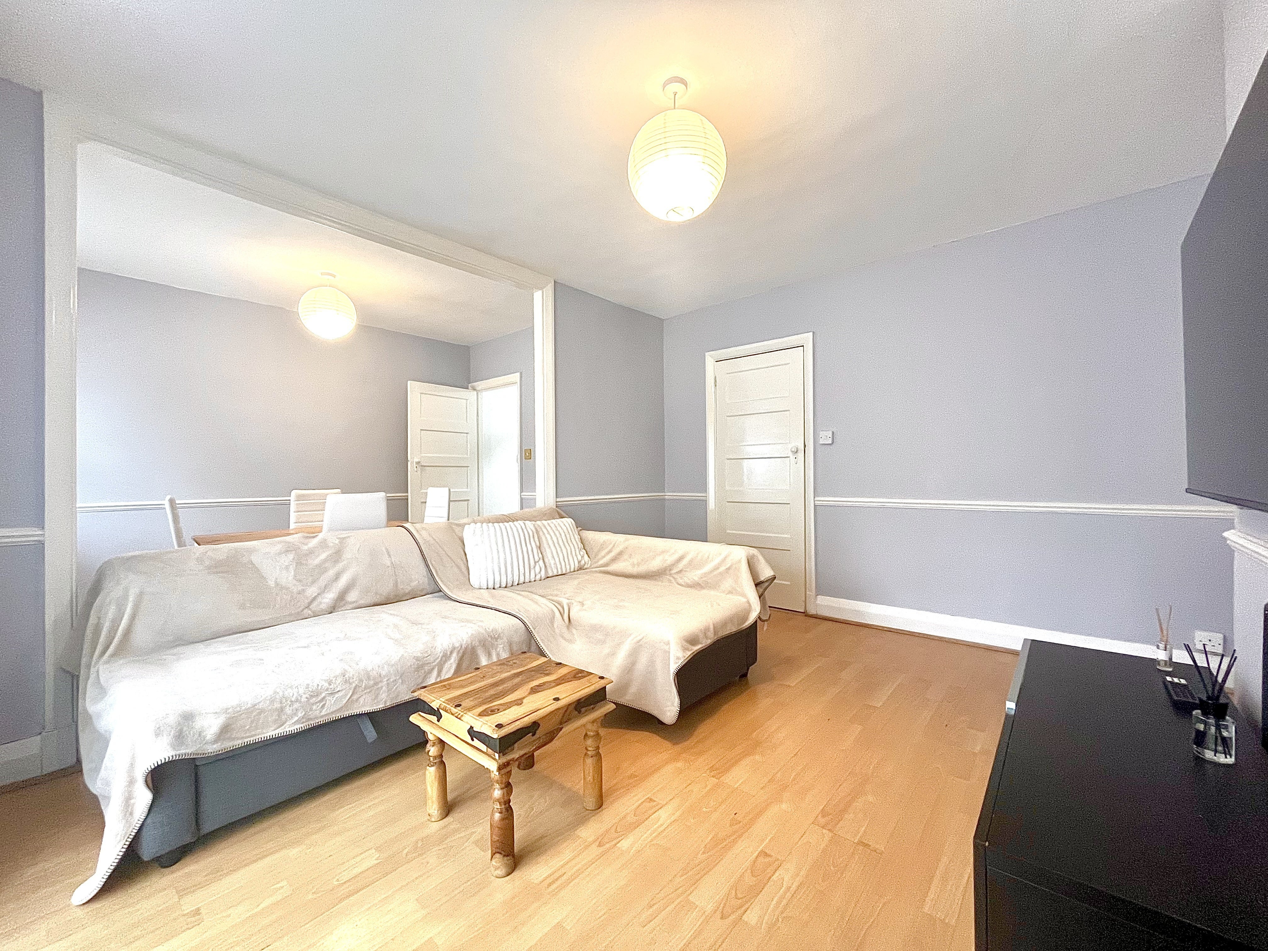 Flat Beckenham Lane in Greater London