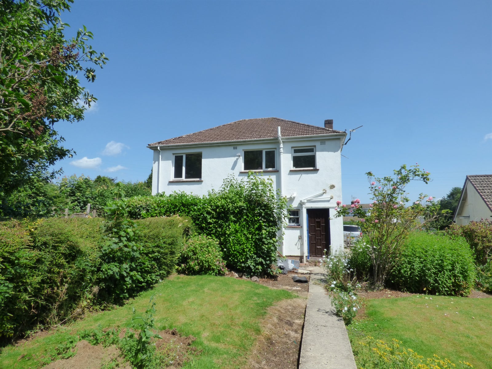Flat Oakwood Road in Forest of Dean
