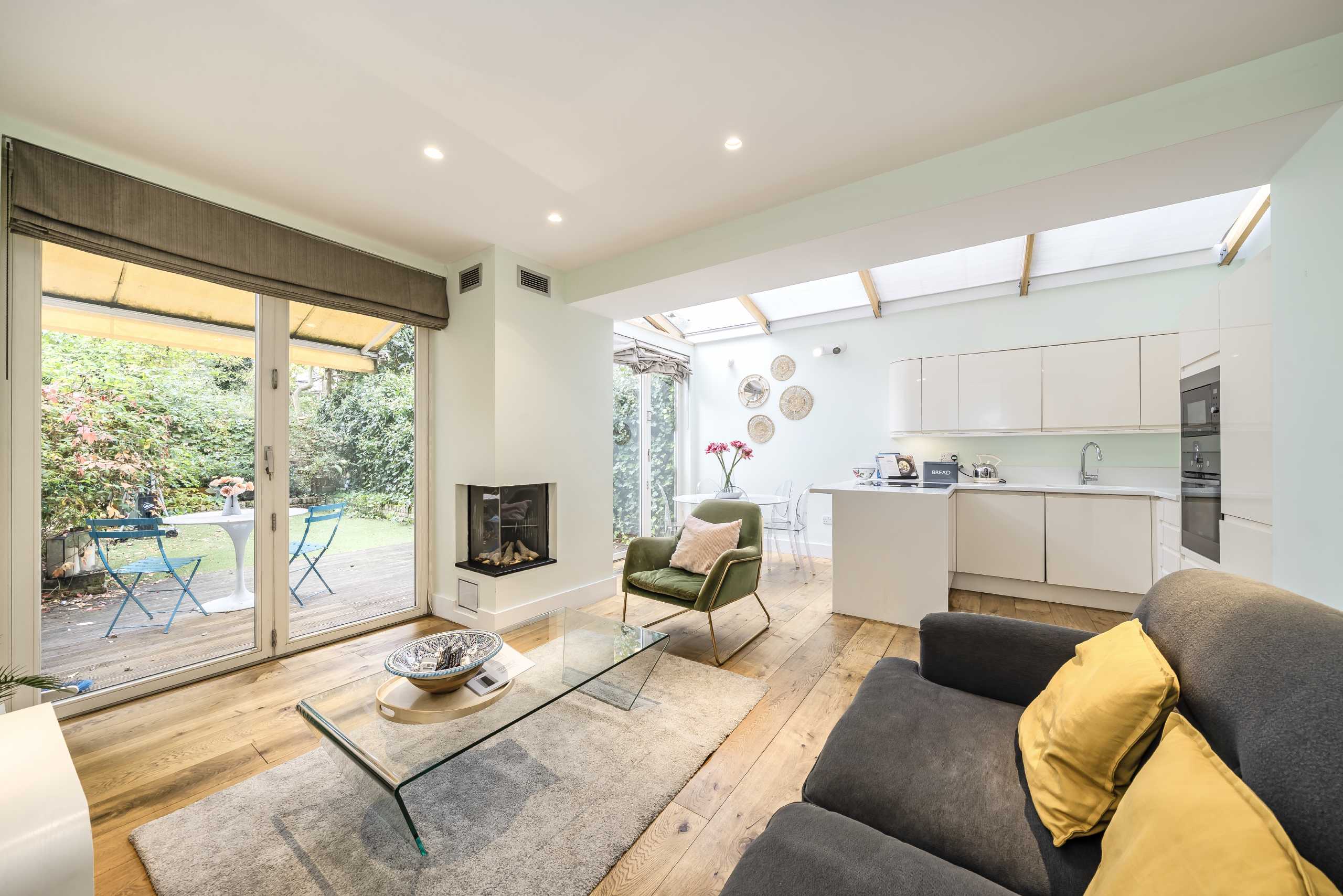 House Tavistock Road in City of Westminster