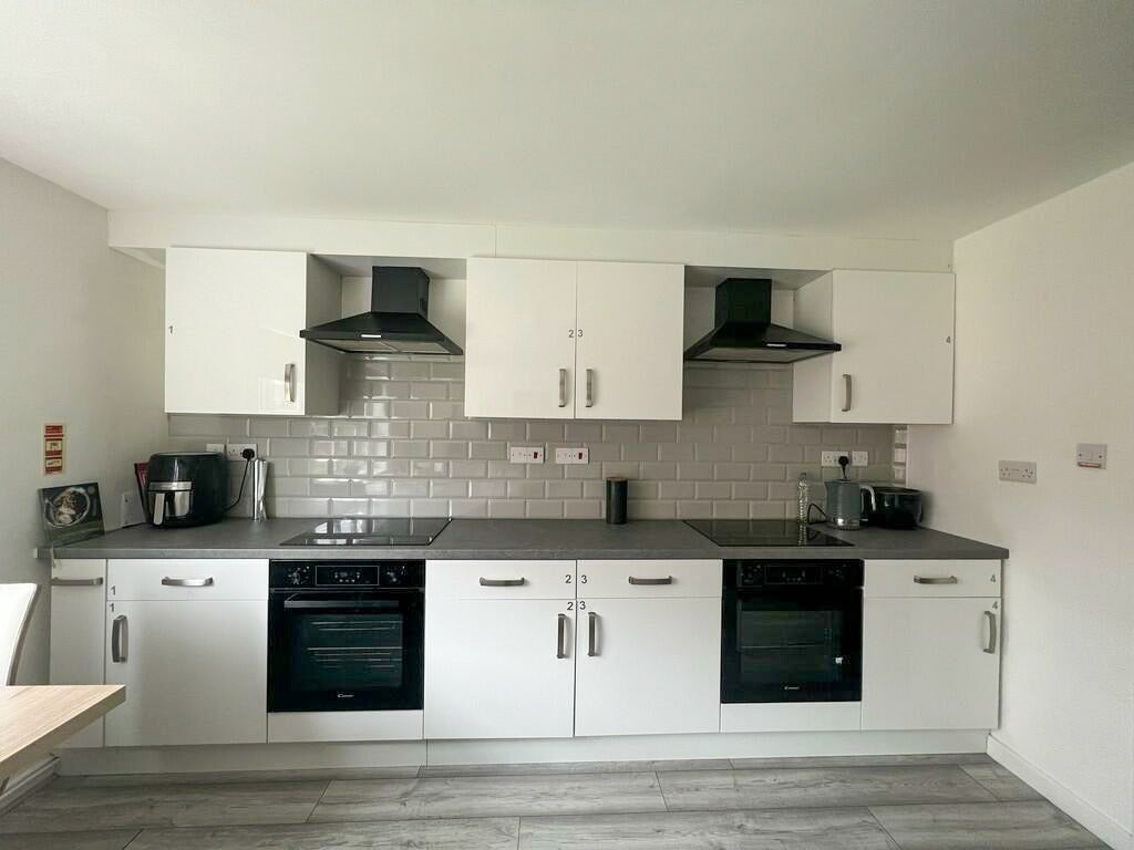 Flat Denison Street in Nottingham
