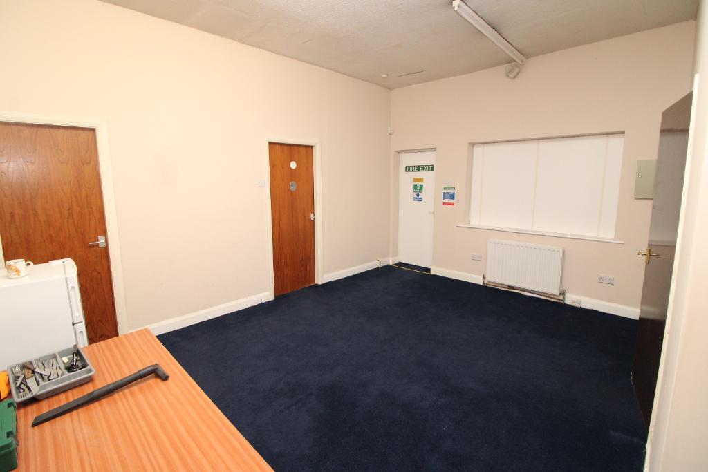 Flat Waterloo Road in Tameside
